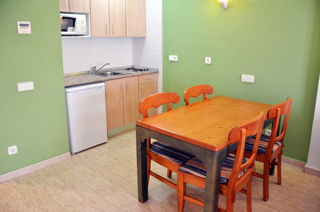 Apartamentos Blue Star (Adults Only) Sant Antoni de Portmany Zewnętrze zdjęcie