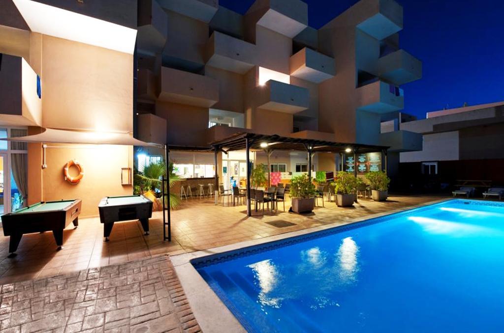 Apartamentos Blue Star (Adults Only) Sant Antoni de Portmany Zewnętrze zdjęcie