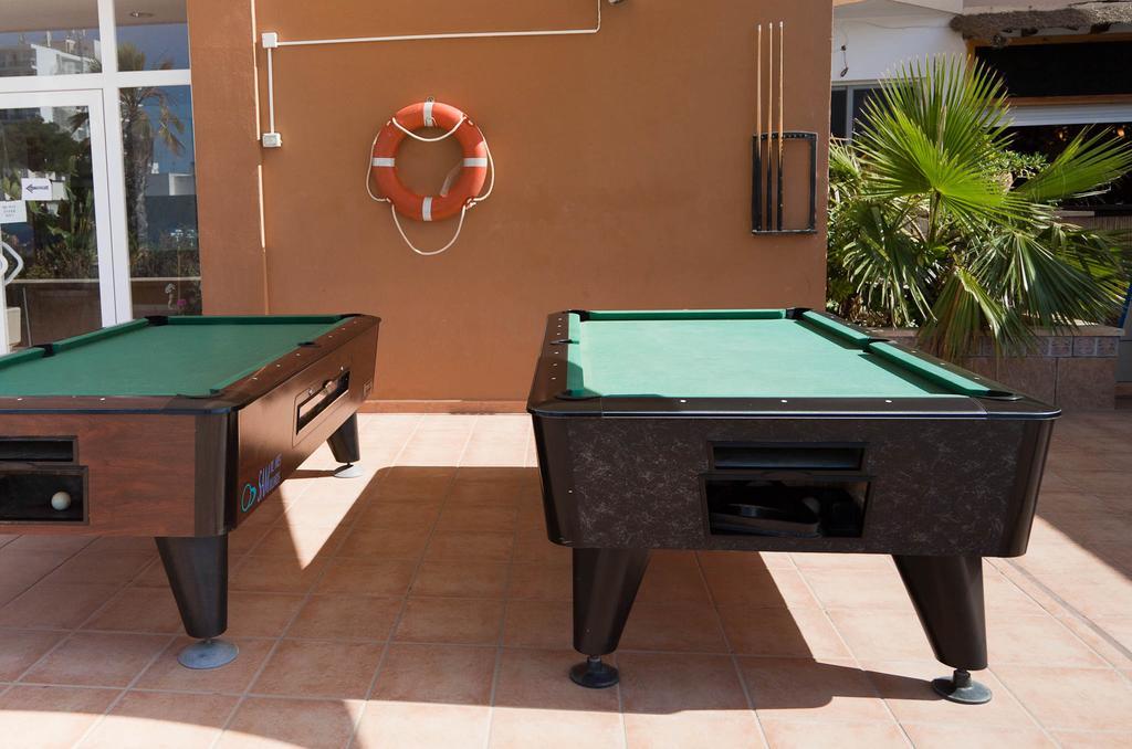 Apartamentos Blue Star (Adults Only) Sant Antoni de Portmany Zewnętrze zdjęcie