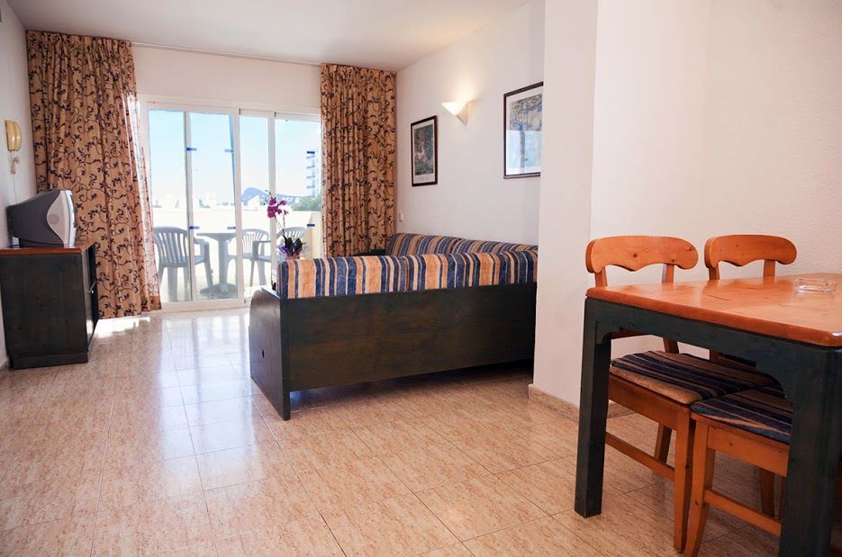 Apartamentos Blue Star (Adults Only) Sant Antoni de Portmany Zewnętrze zdjęcie