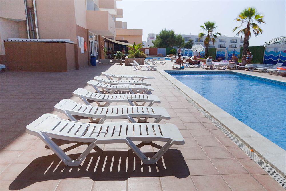 Apartamentos Blue Star (Adults Only) Sant Antoni de Portmany Zewnętrze zdjęcie